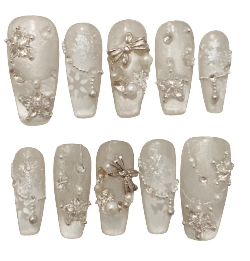 Christmas Queen Collection